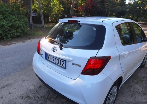 Toyota Yaris cena 38500 przebieg: 74800, rok produkcji 2015 z Warszawa małe 211